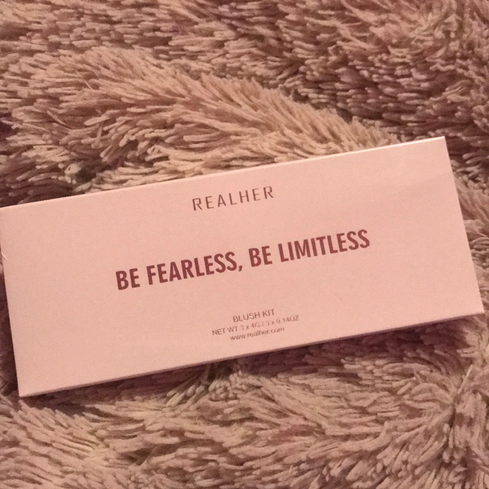 Real Her Be Fearless, Be Limited Blush Kit